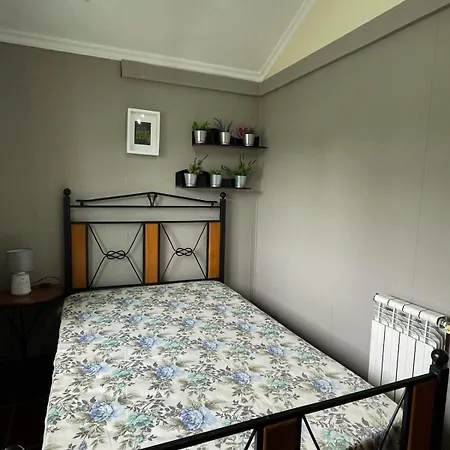 Vendégház Casa Castenda