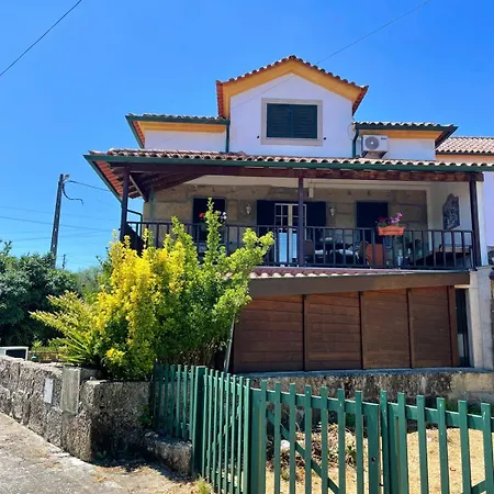 Casa Castenda Vale de Madeiros