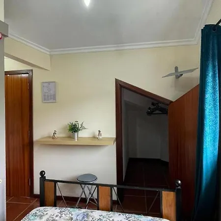 Vendégház Casa Castenda Vale de Madeiros