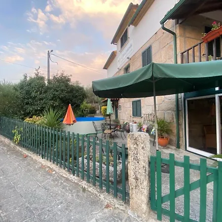 Casa Castenda Vale de Madeiros