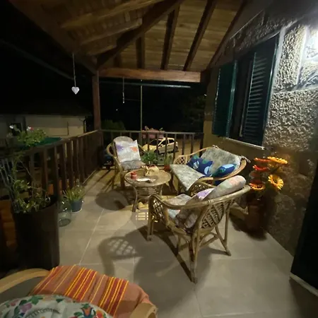 Vendégház Casa Castenda Vale de Madeiros